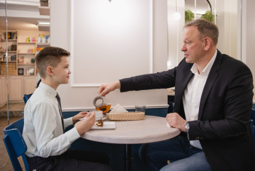 "`Array.title|replace:\