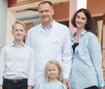 "`Array.title|replace:\