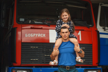 "`Array.title|replace:\