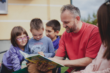 "`Array.title|replace:\