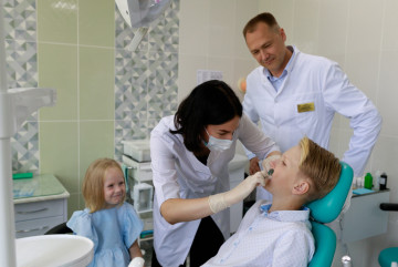 "`Array.title|replace:\