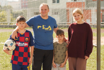 "`Array.title|replace:\