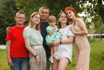 "`Array.title|replace:\