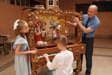 "`Array.title|replace:\