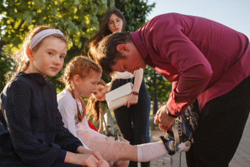 "`Array.title|replace:\