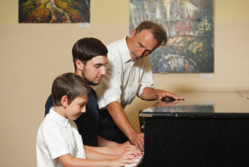 "`Array.title|replace:\