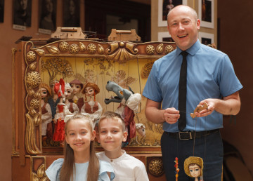 "`Array.title|replace:\