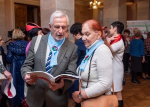 "`Array.title|replace:\