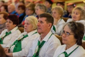 "`Array.title|replace:\