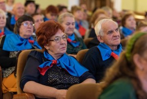 "`Array.title|replace:\