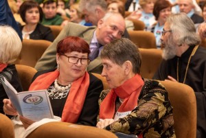 "`Array.title|replace:\