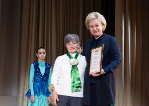 "`Array.title|replace:\